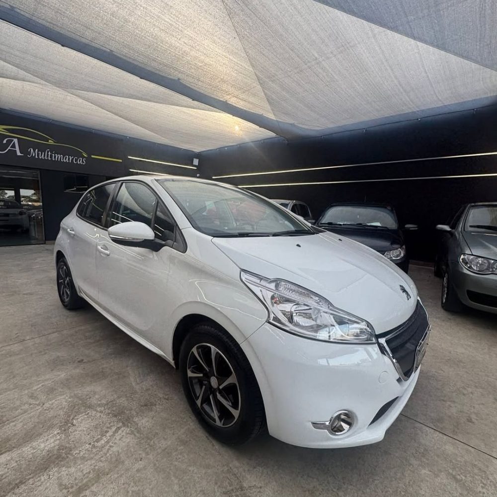 ❌ VENDIDO ❌🔥 Peugeot 208 2014 com Teto Panorâmico 🔥✅ Central multimídia ✅ Completo e super con (3)