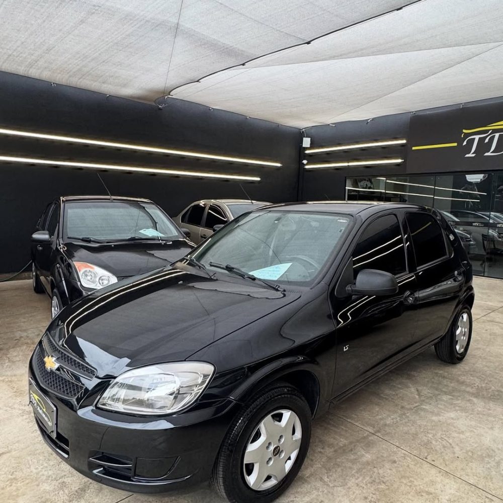 🚗 Celta 2013 Completo!Ar, direção, vidros, travas, alarme e 4 pneus novos 🔥Carro em ótimo esta (2)