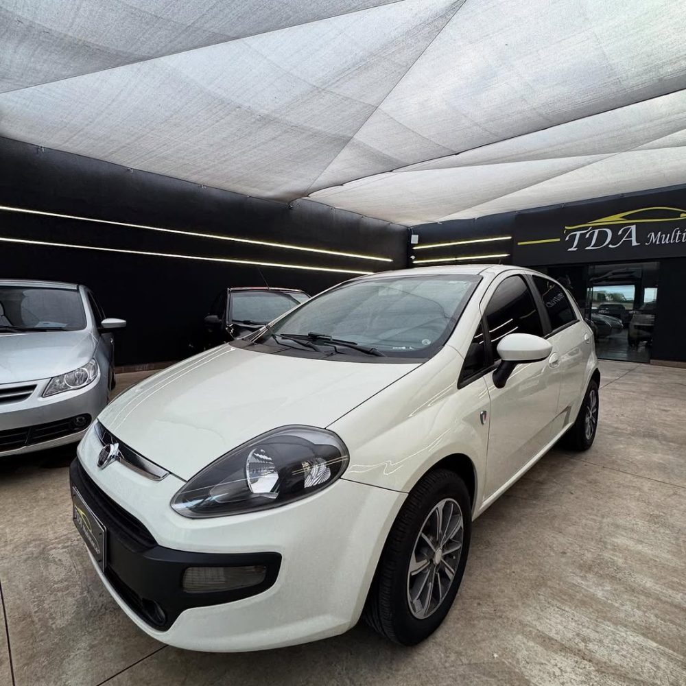 🚗 Fiat Punto Attractive Itália 13-13 — completinho, pneus novos e pronto pra rodar! 🔥💰 R$ 39. (2)
