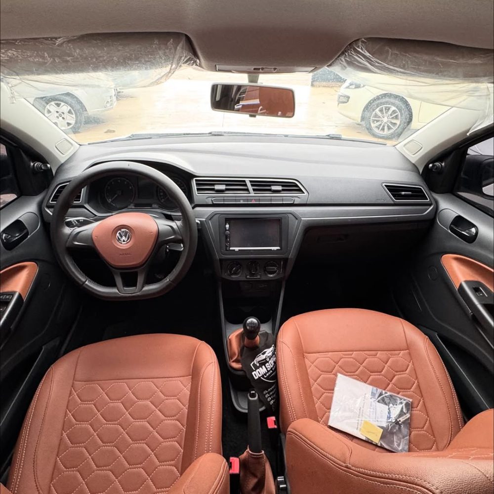 🚗 Voyage 1.0 2022-2023 completasso!Banco de couro, multimídia, chave reserva e manual 🔑💰 Apen (7)